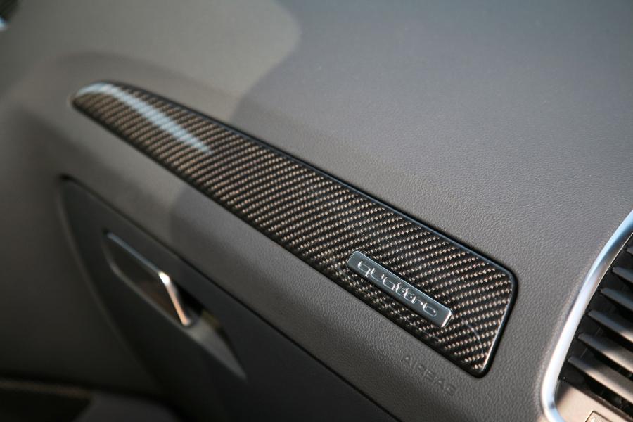 Детали интерьера Audi Q5 by Senner Tuning (8R) 2011 года  (фото 5 из 27)